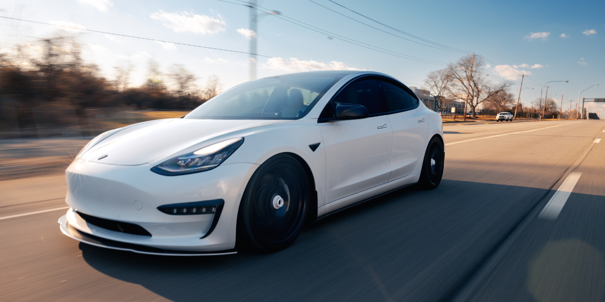 tesla bilvask og rengøring